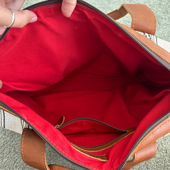 Nena & Co Convertible Bag - Picture 5 of 6